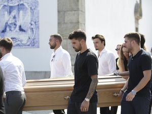 Momen Duka Pemakaman Diogo Jota