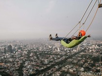 Video POV: Takut Ketinggian Tapi Harus Liputan di Gedung Setinggi 385 Meter!