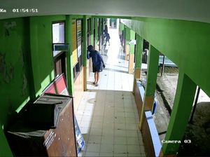 Video Aksi Komplotan Maling Bobol 2 Sekolah dalam Semalam di Sukabumi
