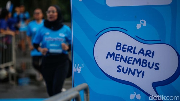1000 Pelari Menembus Sunyi Bersama Teman Tuli di Jakarta