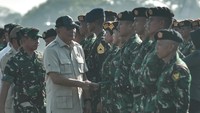 Sebanyak 508 personel, termasuk taruna Akmil, AAL, AAU, dan Akpol, akan defile bersama militer Prancis di Champs-Élysées, Paris. ANTARA FOTO/ Fakhri Hermansyah