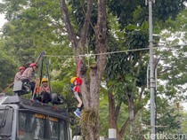 Serunya Anak-anak Outbond Bareng Polisi di CFD Surabaya