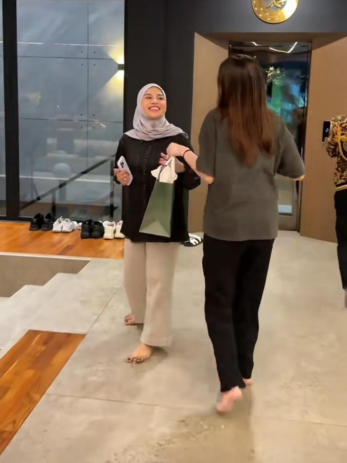 Aurel Hermansyah Aurel Hermansyah dan Aaliyah Massaid