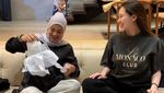 Sweet... Reaksi Aurel Hermansyah Dapat Hadiah Ultah Tas dari Aaliyah Massaid