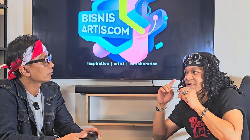 Candil Tercerahkan Usai Isi Podcast Edutainment