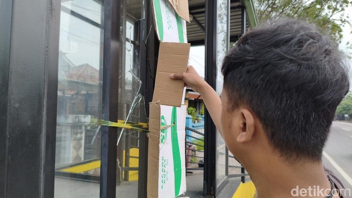 Viral Halte Bus Trans Jatim di Sidoarjo Dirusak, Dishub Lapor Polisi