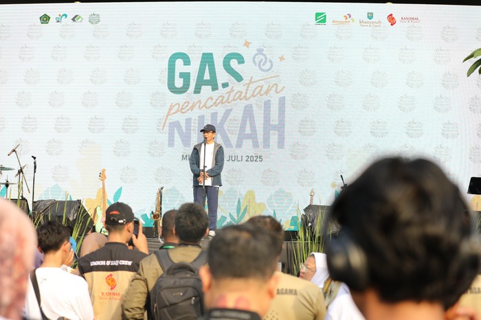 Menag Luncurkan Gerakan Sadar Pencatatan Nikah untuk Gen Z