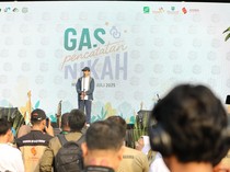 Menag Luncurkan Gerakan Sadar Pencatatan Nikah untuk Gen Z di Car Free Day Jakarta