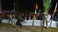 Prosesi ini juga dalam memperingati Hari Asyura (10 Muharram) 1447 Hijriyah.  ANTARA FOTO/Iggoy el Fitra