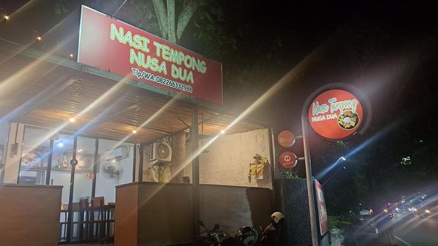 Nasi Tempong Nusa Dua di Jalan Siligita Nomor 18, Kecamatan Kuta Selatan, Badung. (Fabiola Dianira/detikBali)