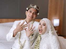 Potret Bahagia Megawati Hangestri Menikah Setelah Lalui Hubungan Jarak Jauh