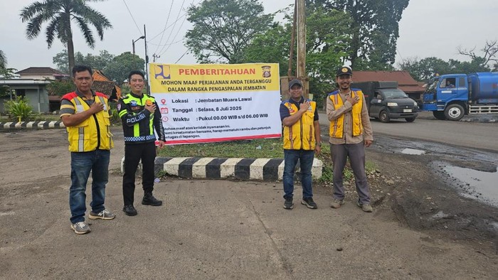 Polisi akan menerapkan buka tutup Jenbatan Muara Lawai A Lahat.