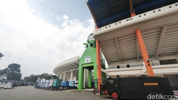 Suasana stadion Si Jalak Harupat jelang Persib Vs Port FC di Piala Presiden 2025.