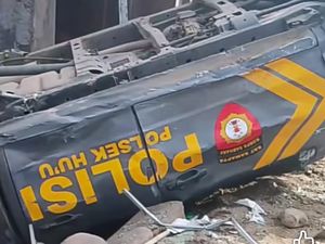 Saksi Ungkap Kengerian Saat Mobil Polisi di Dompu Seruduk 8 Motor-Rumah