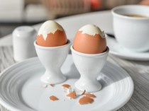 Etiket Makan Telur Rebus di Restoran agar Terlihat Elegan