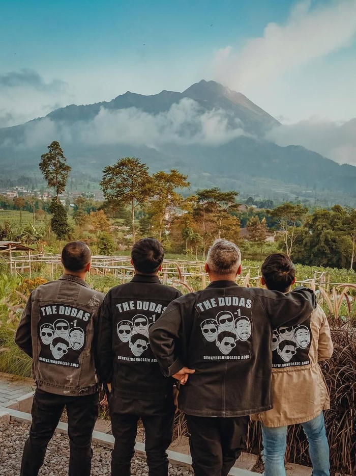 The Dudas Minus One The Dudas Minus One