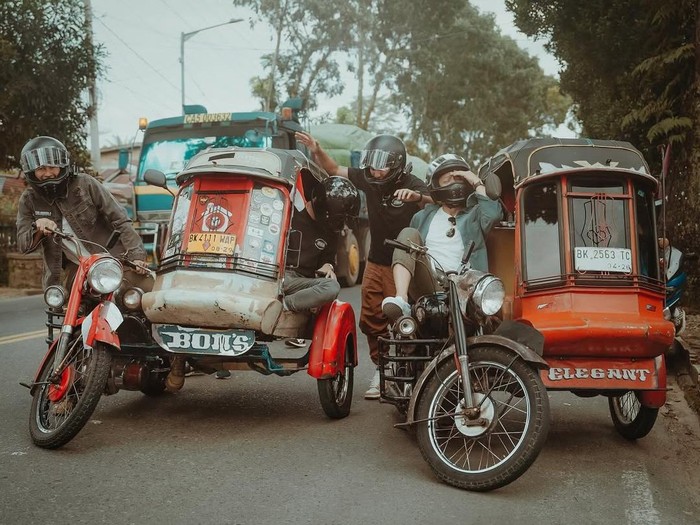 The Dudas Minus One The Dudas Minus One