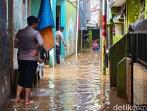 Kebon Pala Jaktim Masih Terendam Banjir Pagi Ini, 340 Jiwa Terdampak
