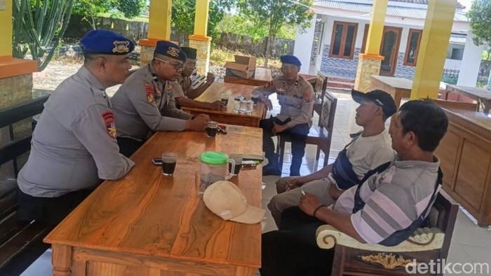 Dialog polisi dan nelayan