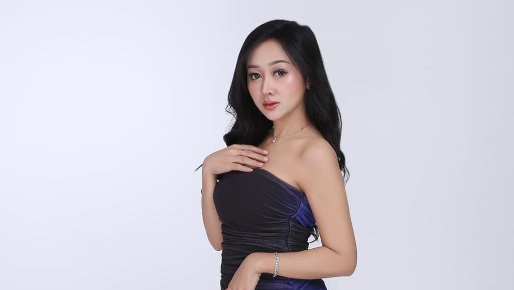 Florina Editha Terjun Bermusik Meski Lagi Nikmati Akting
