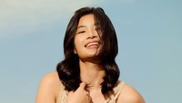 Jacquelyn Chandra dianggap telah mengecohkan netizen. Emang ada dia? Gue udah nonton kayaknya gak ada dia deh, komen @simricky93. Bukan main di film, cuma remake trailer Jurassic World, komen @bha_dhut030784. (Foto: dok Instagram jacquelynchandra)