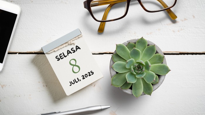 Kalender 8 Juli 2025.