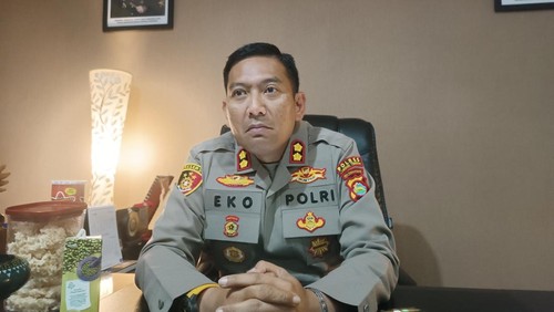 Kapolres Lombok Tengah, AKBP Eko Yusmiarto, saat ditemui awak media, di ruangan kerjanya, Senin (7/7/2025). (Edi Suryansyah/detikBali)