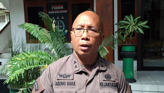 Kasi Penkum Kejati NTT, Anak Agung Raka Putra Dharmana. (Yufengki Bria/detikBali)