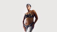 Kimmy Jayanti mengunggah momen saat menjalani foto maternity di kehamilan ketiga. Foto: dok instagram Kimmy Jayanti
