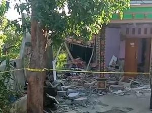 Polisi Selidiki Ledakan Dahsyat Runtuhkan Rumah di Pasuruan