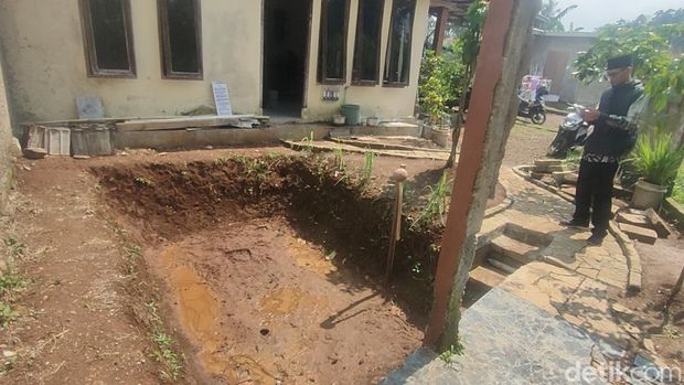 Lokasi halaman rumah Rudi tempat bambu 'ajaib' Lokasi halaman rumah Rudi tempat bambu 'ajaib'