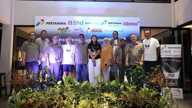 Mercedes Jip Indonesia (MJI) baru saja menyelesaikan long touring tahunan mereka yang kali ini menyusuri jalanan Sumatera.