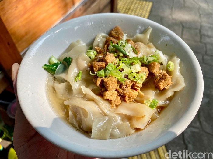 Mie Ayam Pak Loso Legendaris di Menteng, Seporsi Cuma Rp 15 Ribu