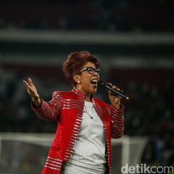 Momen Rita Butar Butar Salah Lirik Indonesia Raya di Pembukaan Piala Presiden