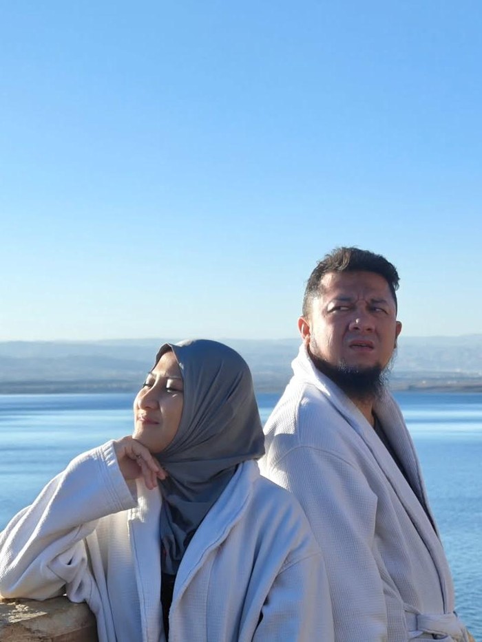 Nia dan Adit AFI