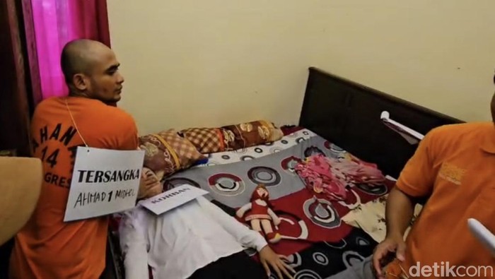 Rekonstruksi pembunuhan istri pengusaha di Gresik