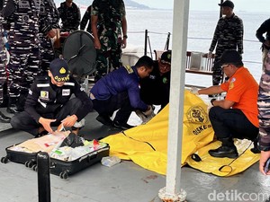 1 Jenazah yang Dievakuasi KRI Tongkol Dipastikan Korban KMP Tunu Pratama