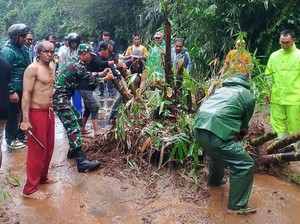 Bencana Landa Karangasem, Ibu dan Anak Tewas Terseret Banjir Bandang