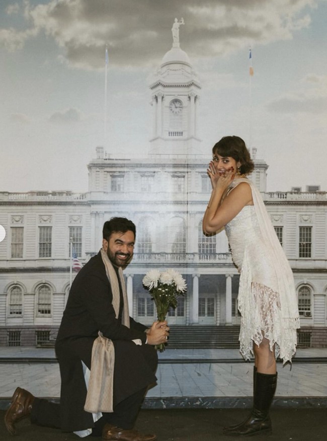 Rama Duwaji kini menjadi sorotan publik setelah suaminya, Zohran Mamdani akan melaju menjadi kandidat Wali Kota New York. Jika terpilih di pemilu AS mendatang, Zohran akan menjadi wali kota muslim pertama di New York. Foto: dok. Instagram