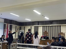 Iuran Kebersamaan Miliaran Dibungkus Kertas Kado Diserahkan ke Mbak Ita