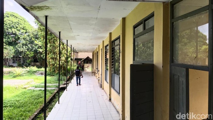 SMA Pasundan 2 Tasikmalaya kini sepi peminat. Dulu SMA ini jadi favorit di Tasikmalaya.