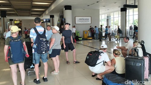 Suasana Bandara Internasional Komodo Labuan Bajo, Senin (7/7/2025).