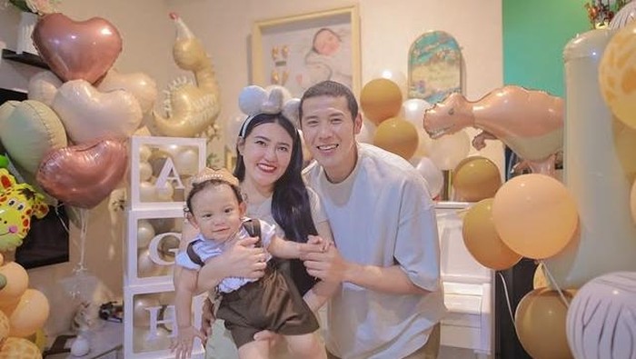 Agham Anak Via Vallen & Chevra Yolandi Ultah Pertama