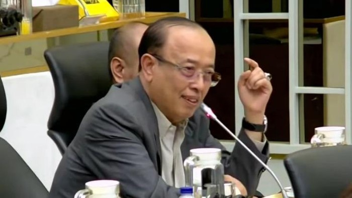 Anggota Komisi IV DPR RI Fraksi Gerindra Kanjeng Raden Tumenggung (KRT) Darori Wonodipuro (dok. YouTube Komisi IV DPR)