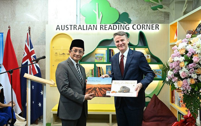 Australian Reading Corner di Masjid Istiqlal Australian Reading Corner di Masjid Istiqlal