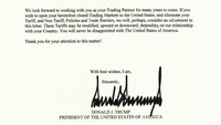 Namun, Trump menyayangkan kerja sama ini membuat perdagangan AS defisit dengan Indonesia. Untuk itu, pemerintahannya menilai perlu kebijakan perdagangan yang adil dan mengurangi defisit AS. Foto: Tangkapan Layar Truth Social Donald Trump