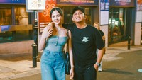 Bella Bonita mengucapkan sesuatu hal untuk dua tahun pernikahan dengan Denny Caknan. Alhamdulillah masyaallah terima kasih untuk semua doa, surprise dan semuanya, tulisnya. (Foto: dok Instagram bellabonita_r.a)