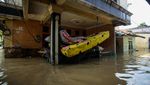 Belum Surut! Banjir 1,5 Meter Rendam Kampung Lebak, Bekasi