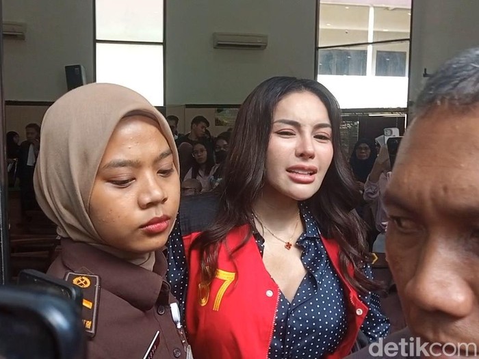Nikita Mirzani menjalani sidang di PN Selatan, Selasa, 8 Juli 2025.