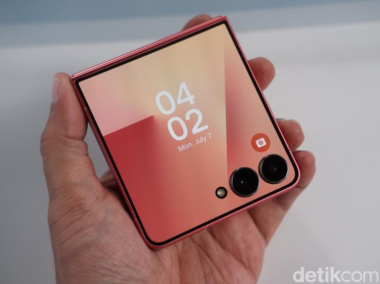Wujud Menggoda Galaxy Z Flip7, Layar Lebih Besar dan Stylish!